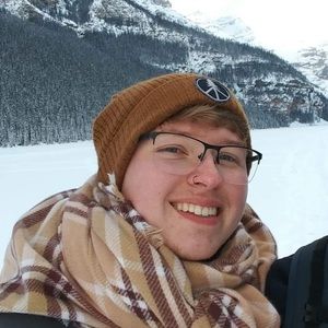 Meet your Posher, Marc